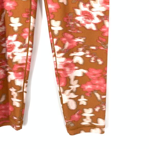 Offline By Aerie Real Me 7/8 Legging Womens Size Small Short Multicolor Print - Picture 4 of 7